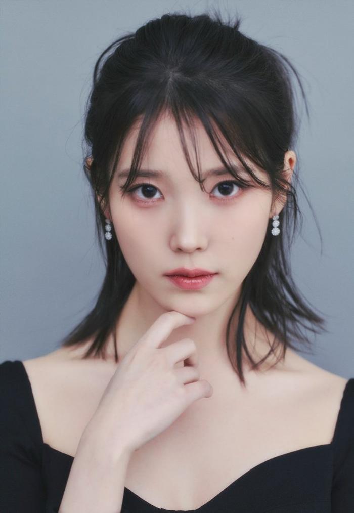 IU PHOTO IMAGE